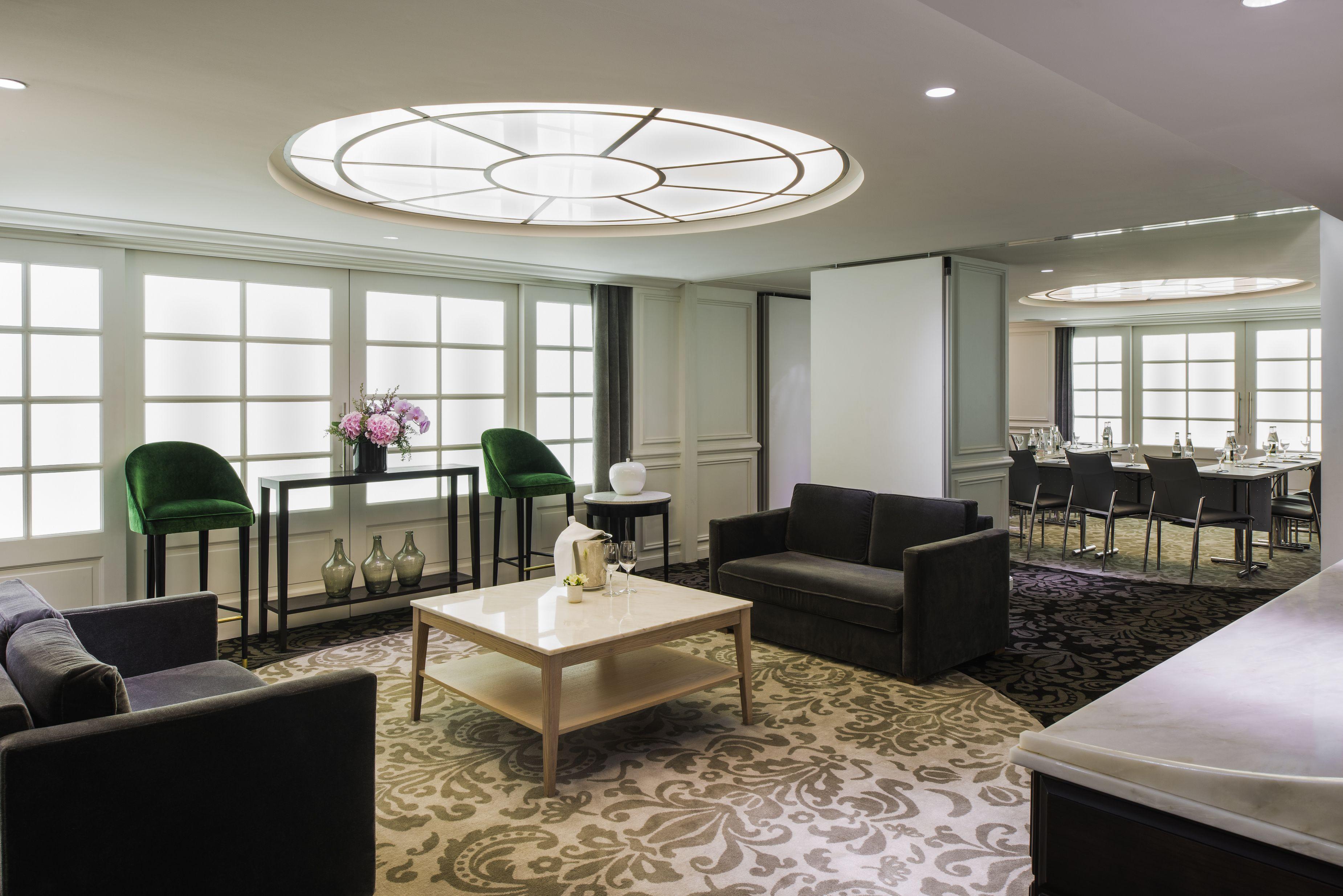 Sofitel Baltimore Tour Eiffel 5*