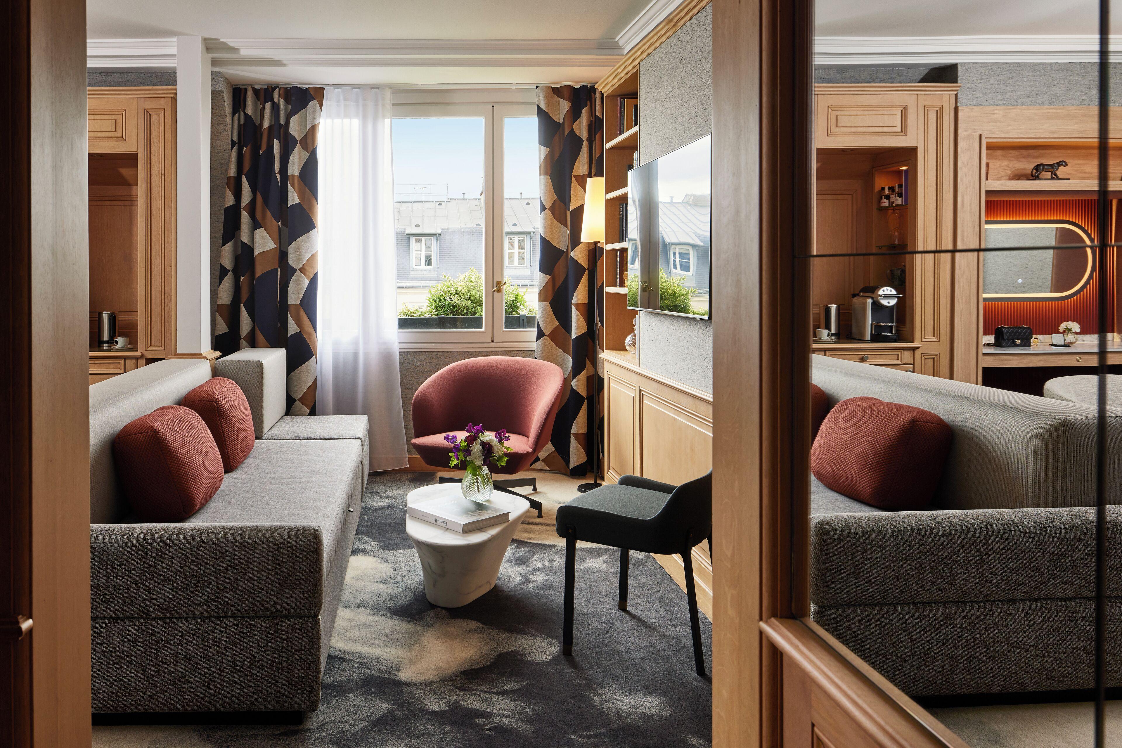 Sofitel Baltimore Tour Eiffel 5*