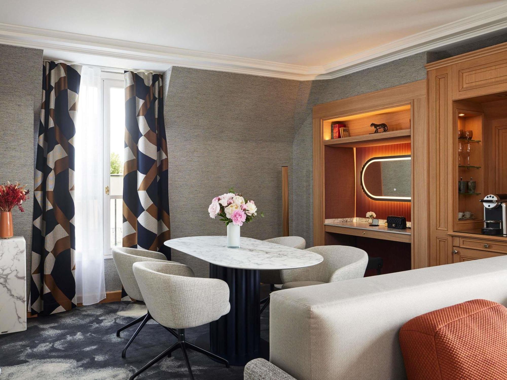 Sofitel Baltimore Tour Eiffel 5* Paris