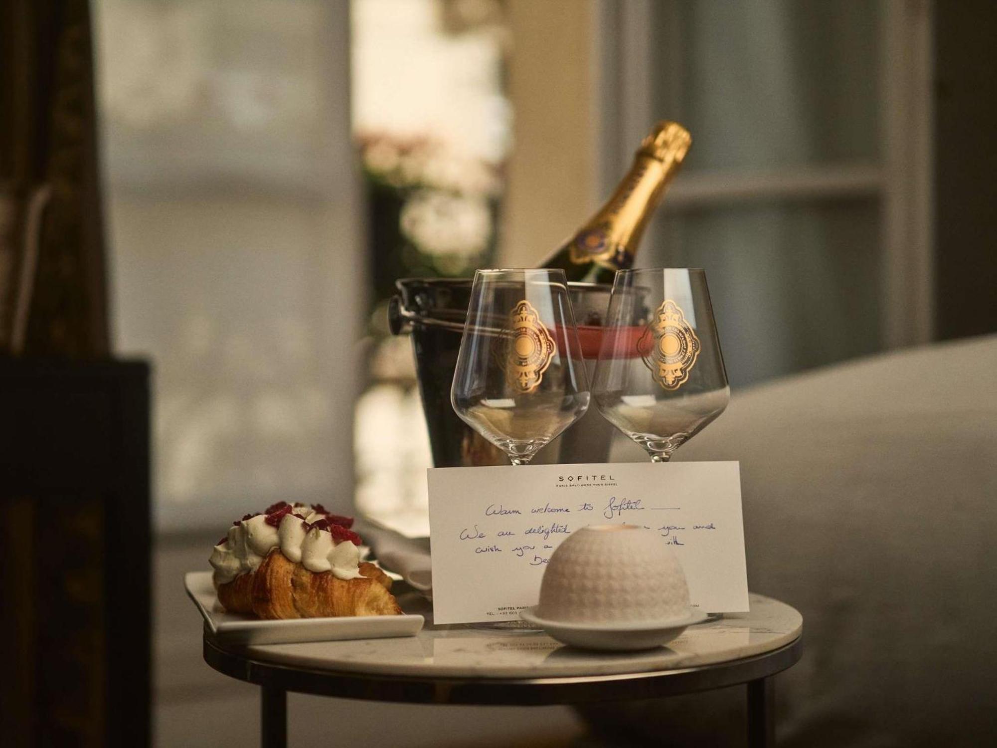Sofitel Baltimore Tour Eiffel Hotel 5*
