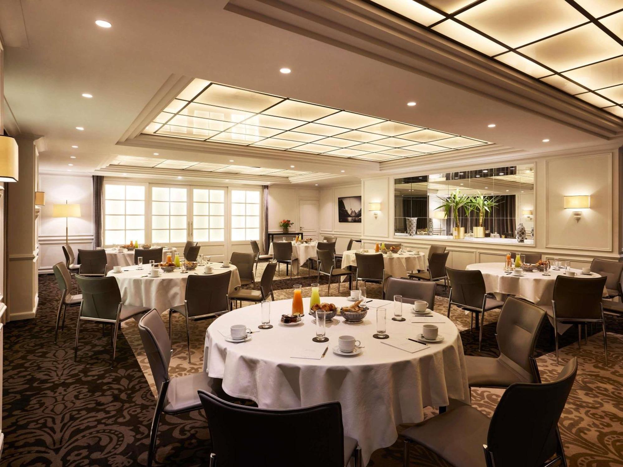 Sofitel Baltimore Tour Eiffel Hotel 5*